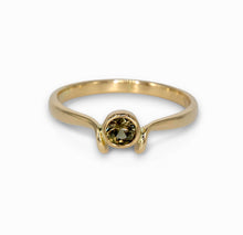 Lataa kuva Galleria-katseluun, Ruskea safiiri sormus